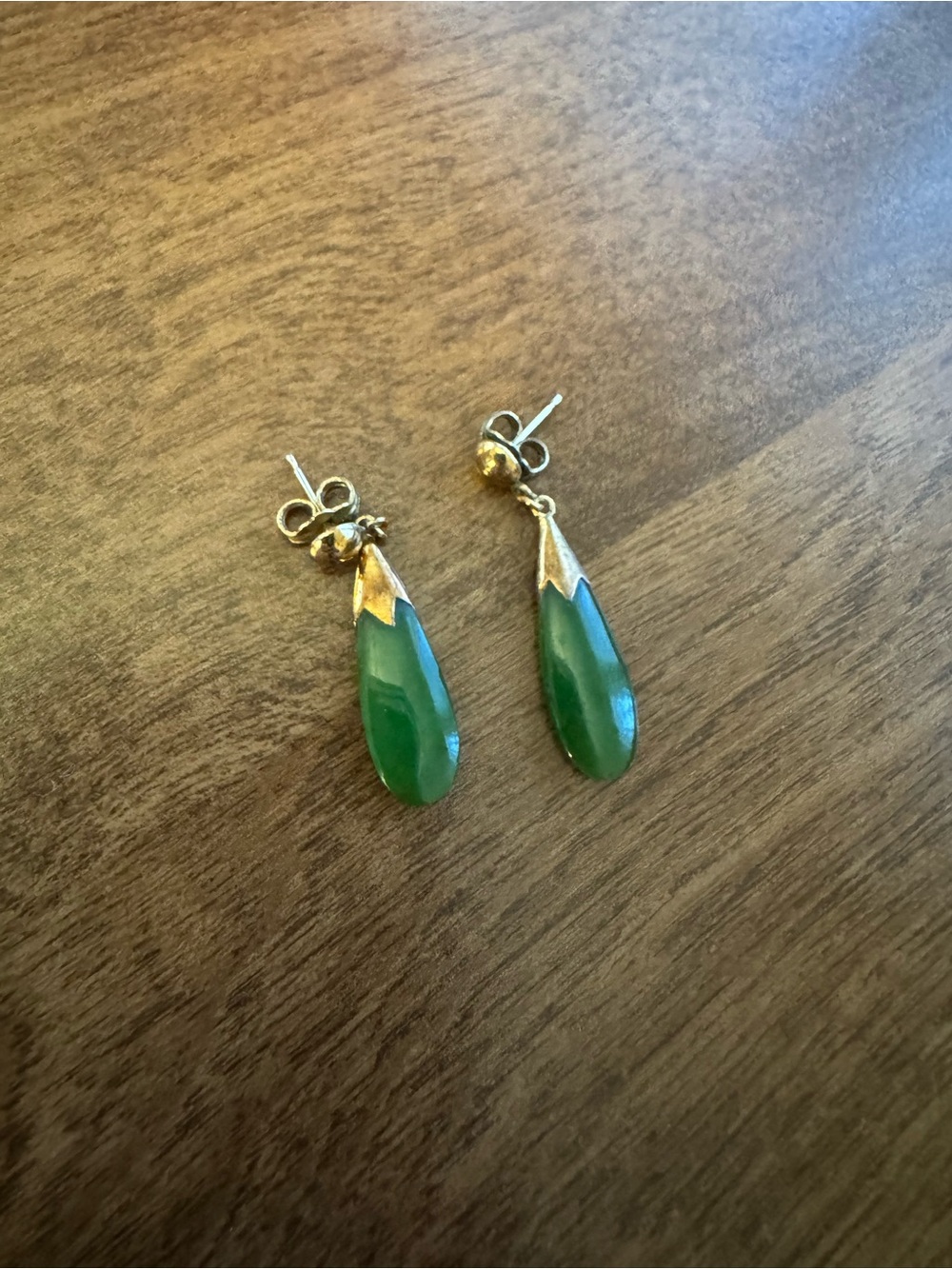 Vintage Jade Green Teardrop Earrings
